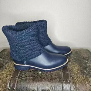 NWOB Bernardo Zurich cuffed Rain boots